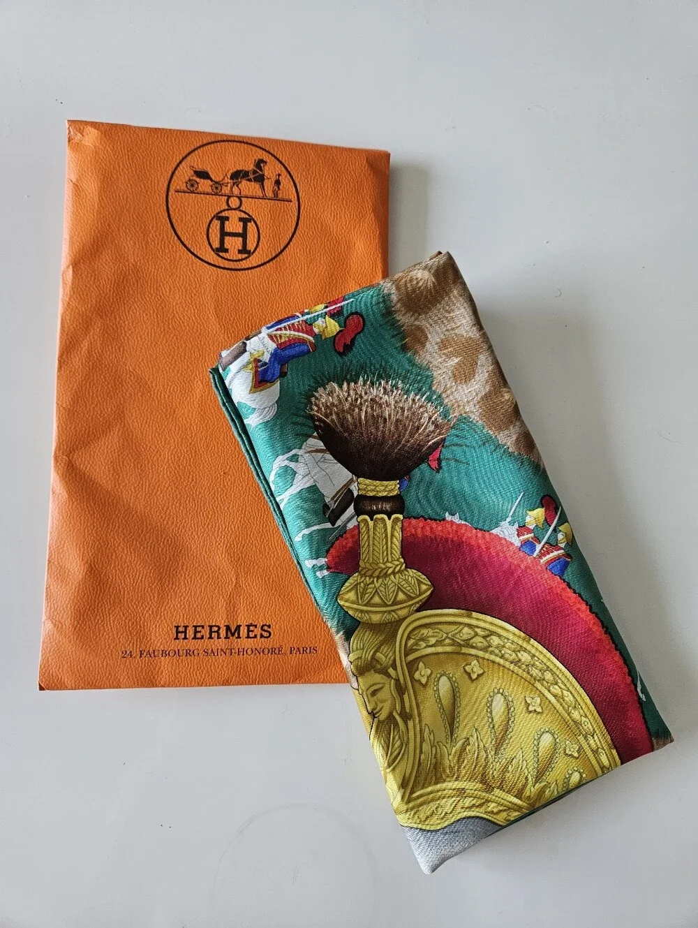 HERMES silk scarf in Green, Gold and Red 90X90cm 